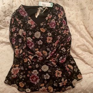 Floral blouse, size M